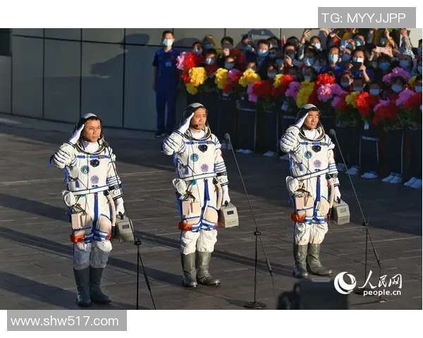 足球明星策划与推广的成功案例及其背后的传奇人物解析